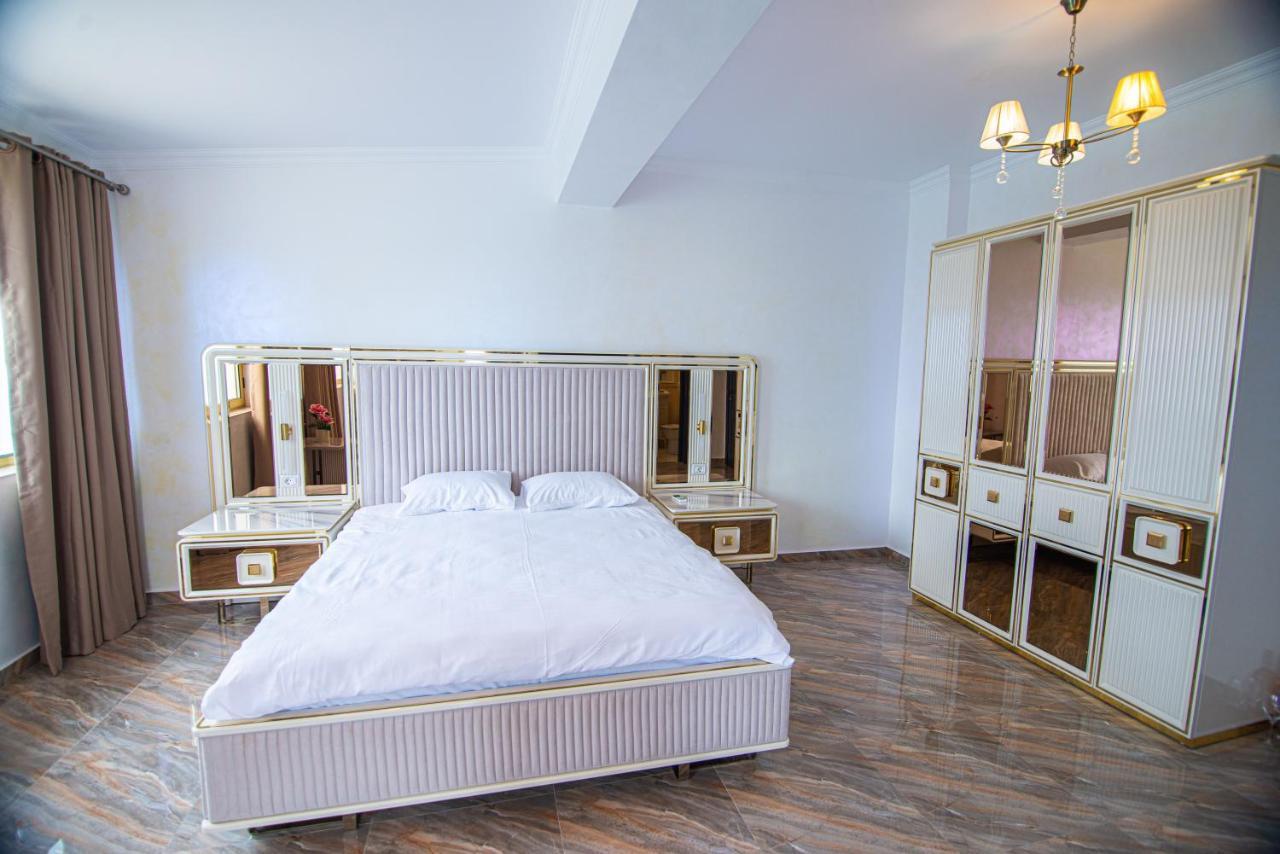 Alessio Hotel Residence Костинешти Экстерьер фото